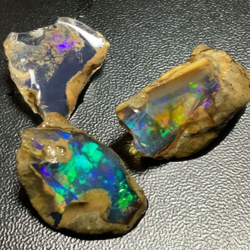 【40CT分】エチオピア　オパール　原石 3つセット　青　透明　ウェロ産