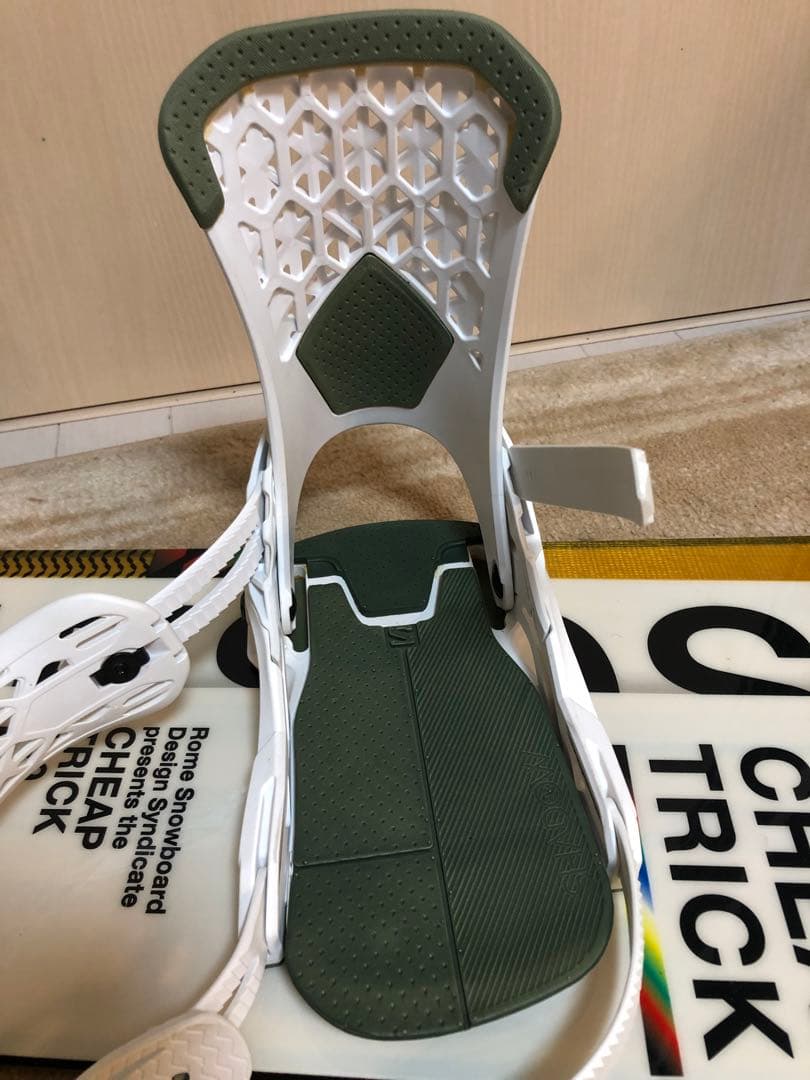 ロームSDS チープトリックスノーボード149cmサロモンビンディング3点セット