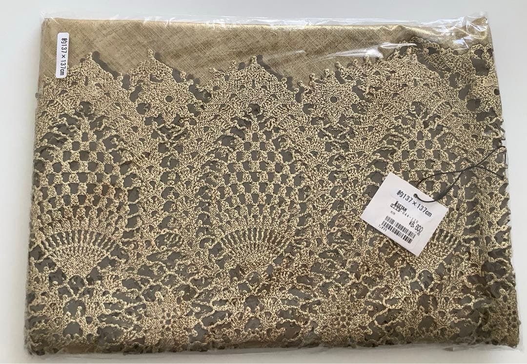 Fiorira un Giardinoビニールテーブルクロス　ゴールド