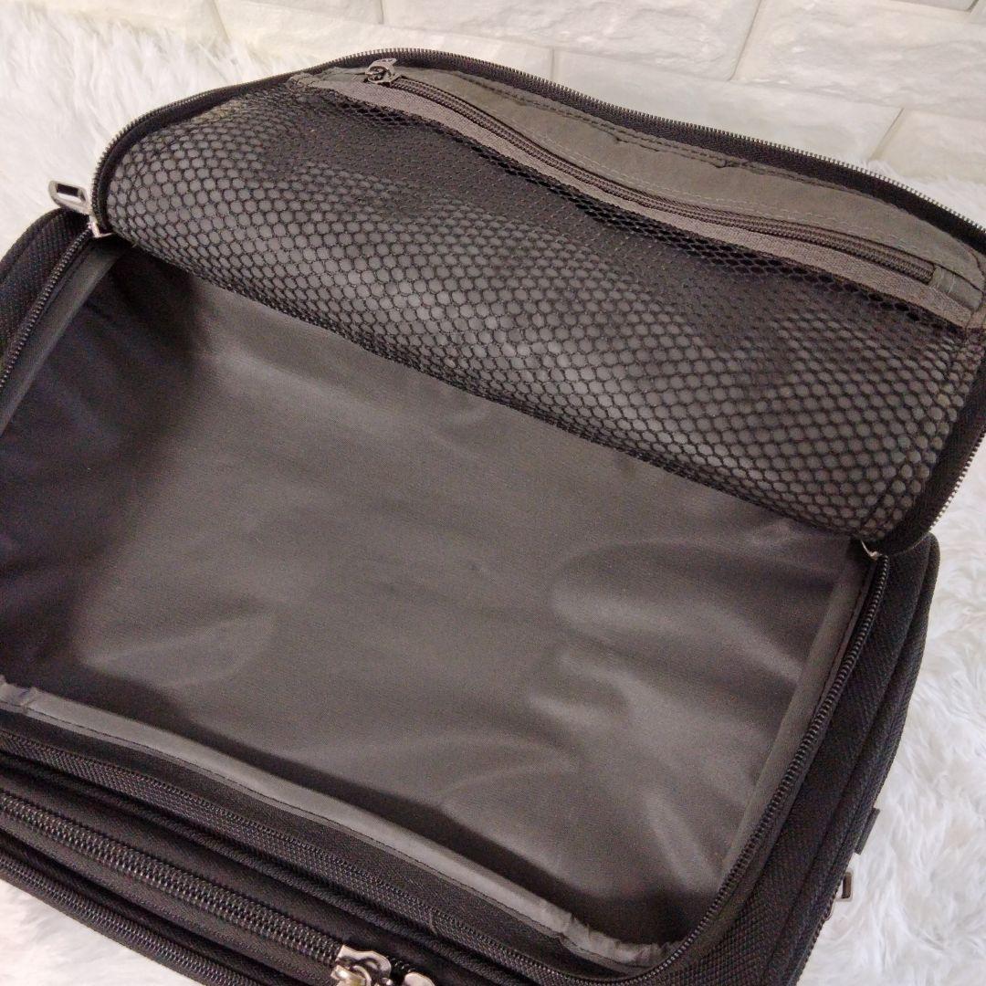 旅行かばん・小分けバッグ Travelpro FlightCrew 5 Large Crew Cooler