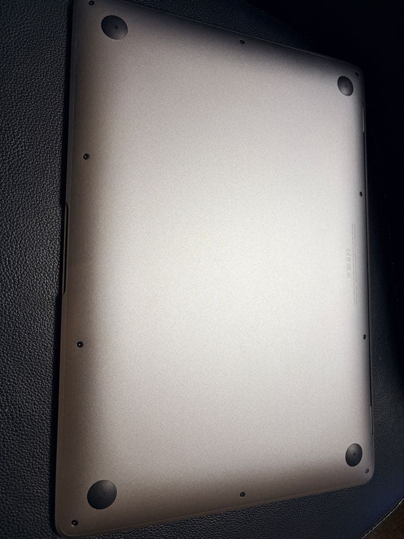 u*9様 MacBook Air シルバー SSD256GB メモリ8GB M１