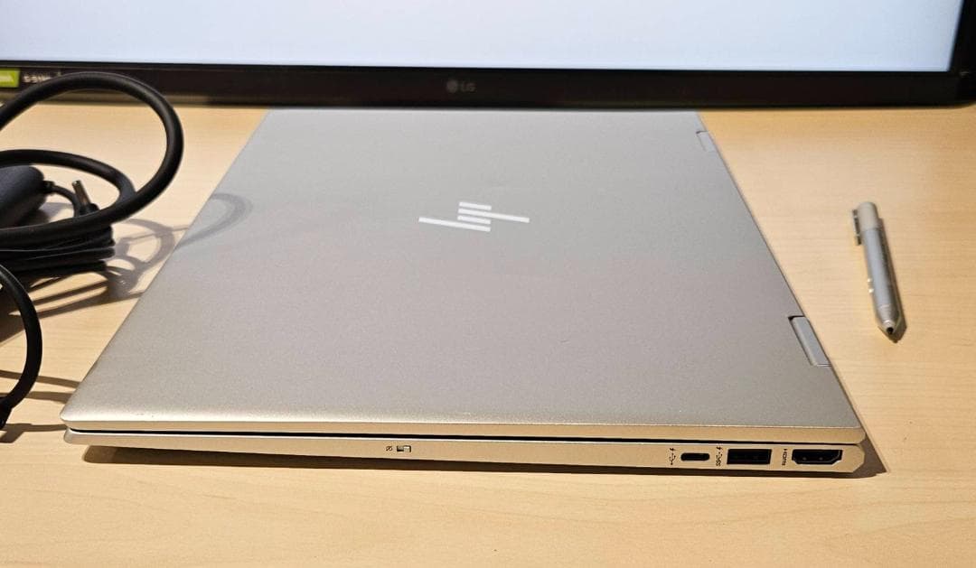 HP ENVY x360 15 i7/SSD512/8GB ペン付