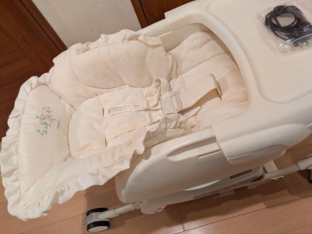 コンビ ネムリラ 電動ハイローチェア