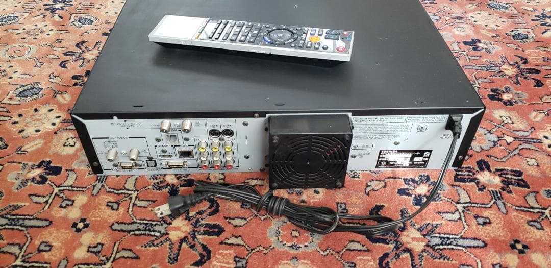 HDD＆DVD&ビデオカセットレコーダー一体型 RD-W301