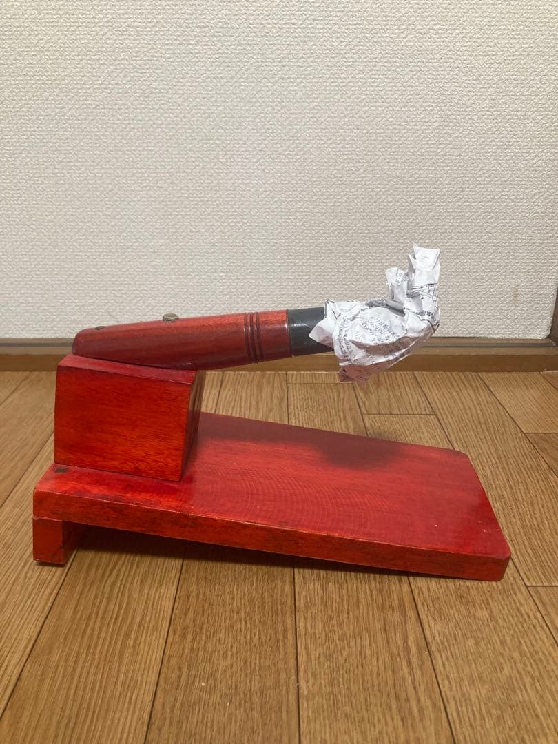 【美品・レア】お値下げしました。スリランカ製木製ココナッツ削り 鋸刃付き