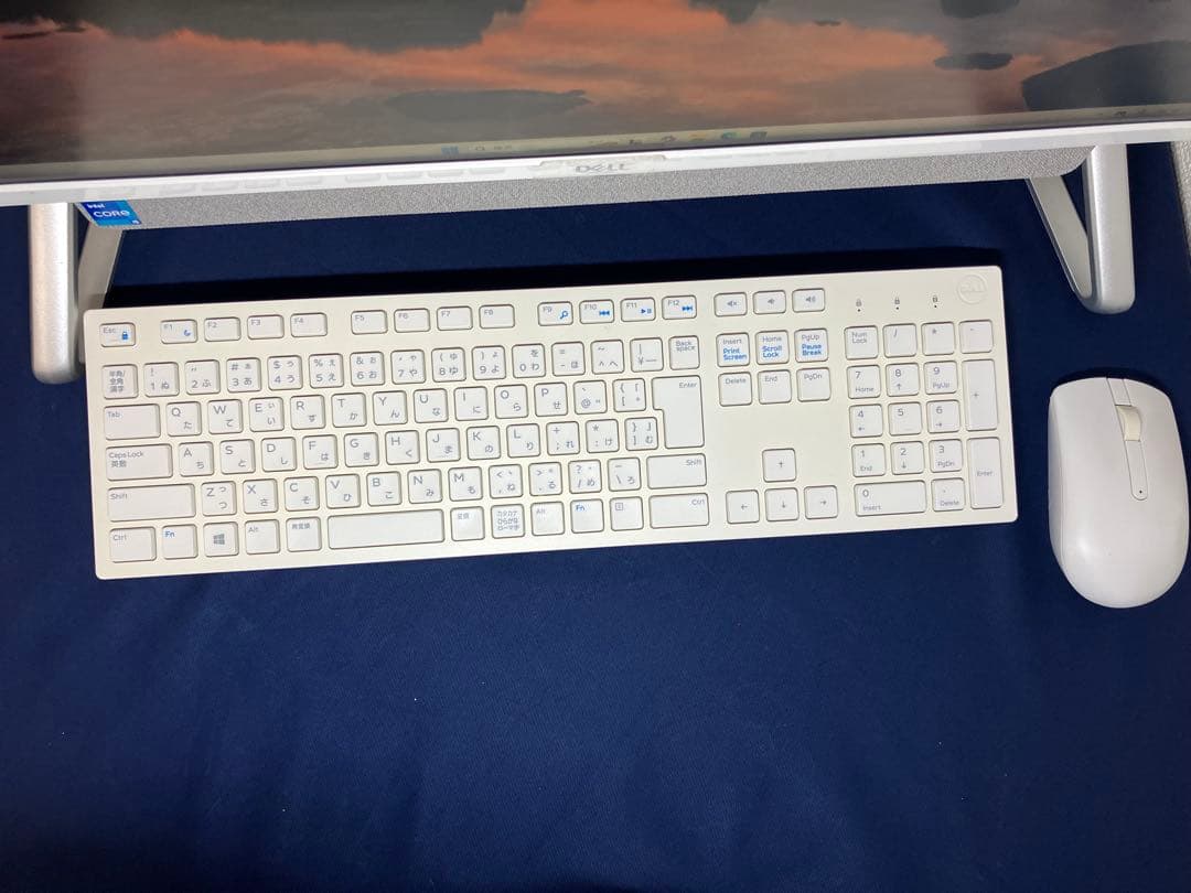 コットン第11世代i5 Dell Inspiron 24 5400 AIO