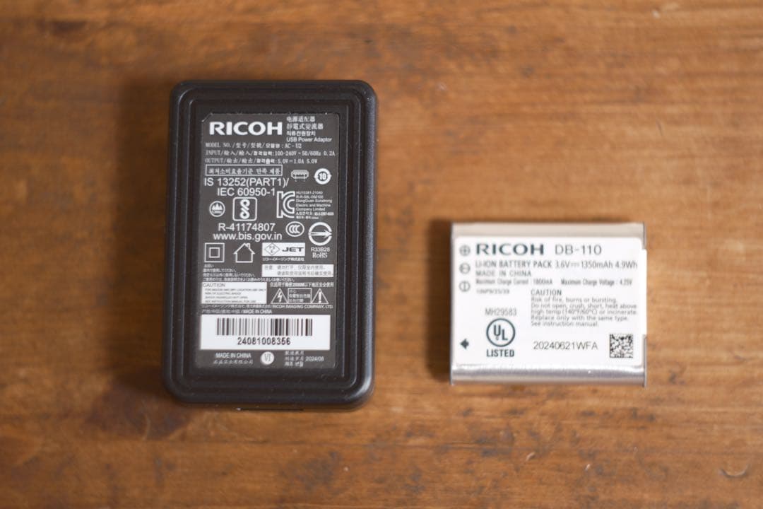 RICOH GR III コンパクトデジタルカメラ（3057回）