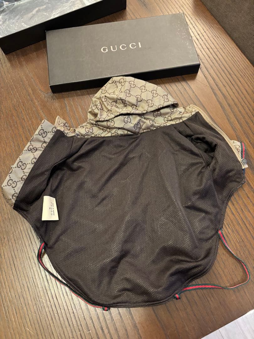 GUCCI フード付き犬用ウェア小型犬用
