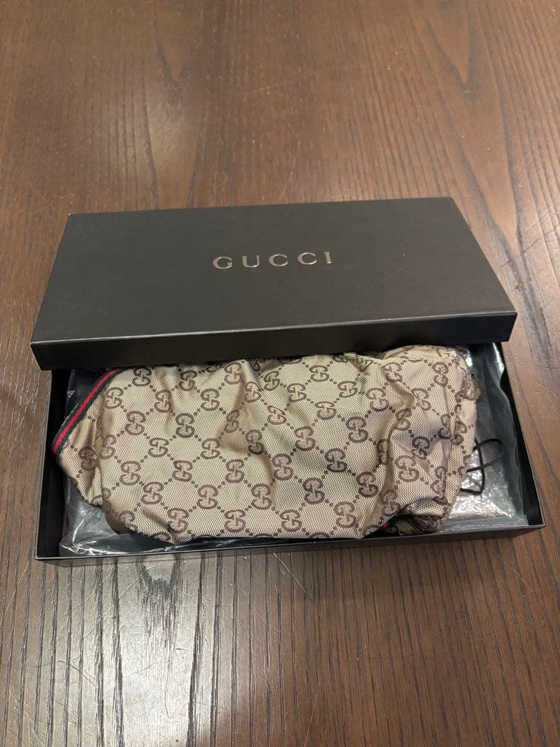 GUCCI フード付き犬用ウェア小型犬用
