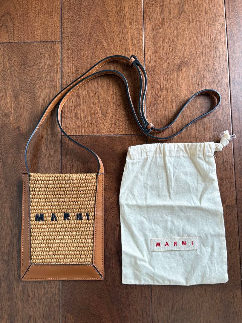 MARNI カゴポーチ