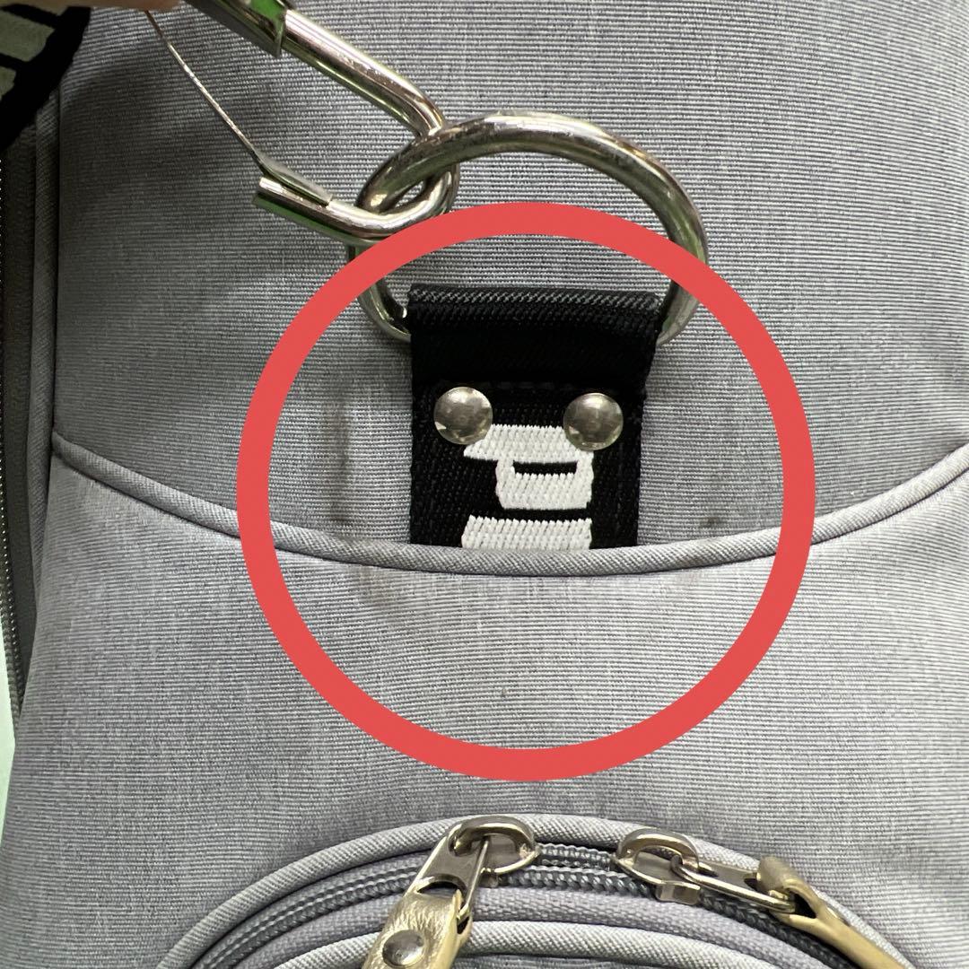 プーマ　PUMA 8インチ キャディバッグ　ゴルフバッグ　大人気　中古品