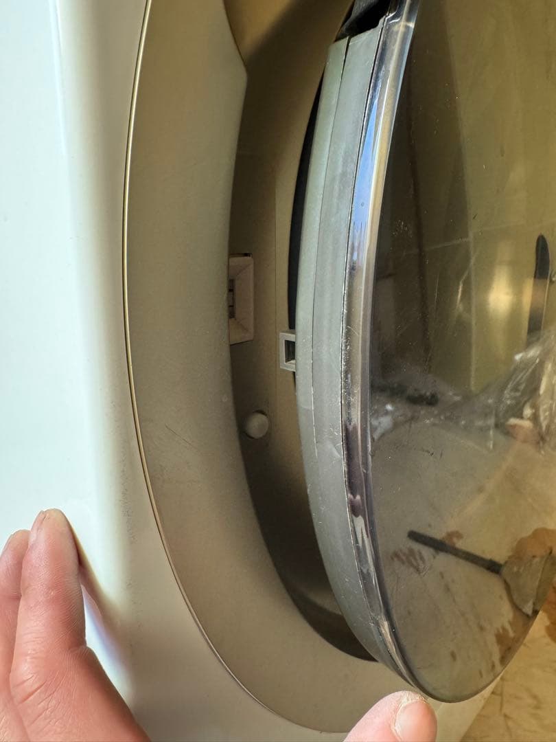 TOSHIBA ドラム式洗濯機 本体 ホワイト