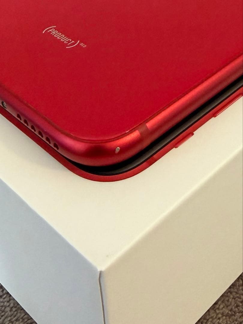 SIMフリー・バッテリー100%（純正）iPhone SE2