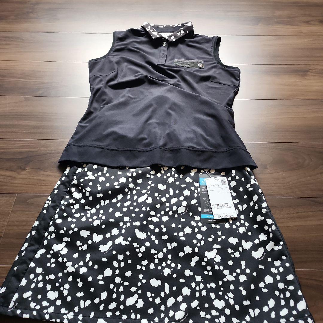 黒と白のスポット柄 Aラインスカート