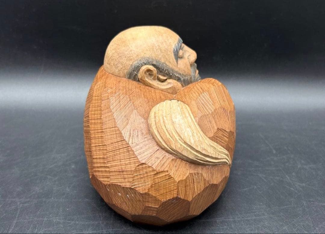 【希少品】秀作(在銘) 讃岐彫 一刀彫 達磨　だるま　木彫り　置物　縁起物