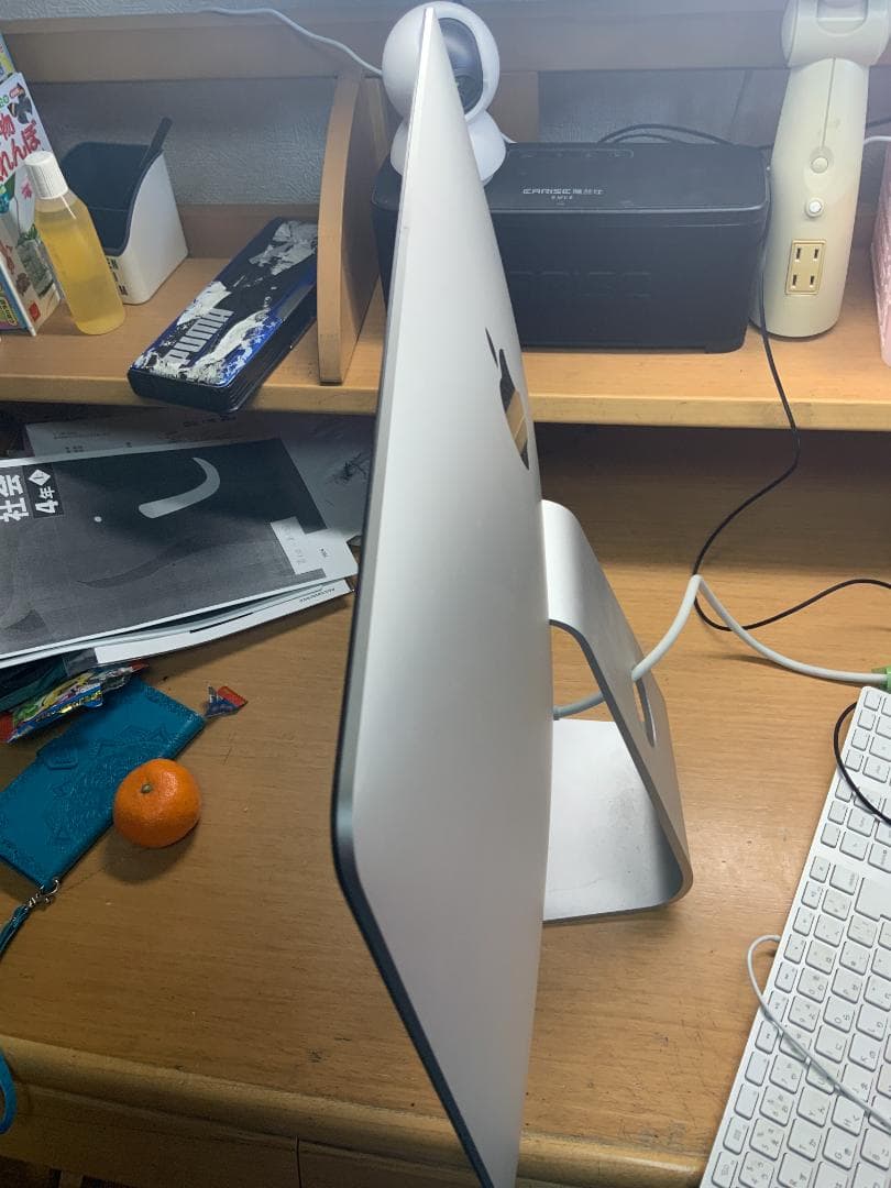 iMac Retina 4K 21.5インチ(Late2015)