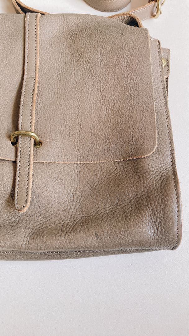 イルビゾンテ　ショルダーバッグ　スクエア