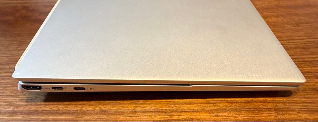 上位モデル｜Inspiron 13 5330｜i7/16GB/512GB