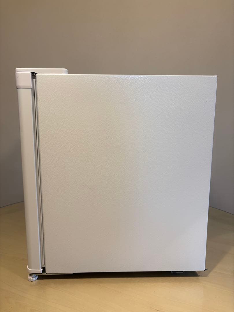 本日限定価格！MAXZEN 1ドア冷凍庫 JF032ML01WH 32L