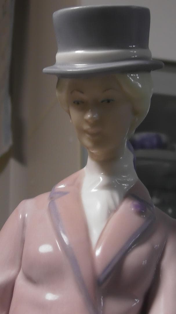 たか　REX　VALENCIA【白馬に乗る貴婦人】3　リアドロ 　Ｌ495