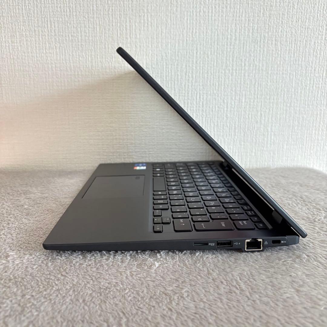 超美品DYNABOOK G83 KW 12世代 i5超軽型ノートPC 512