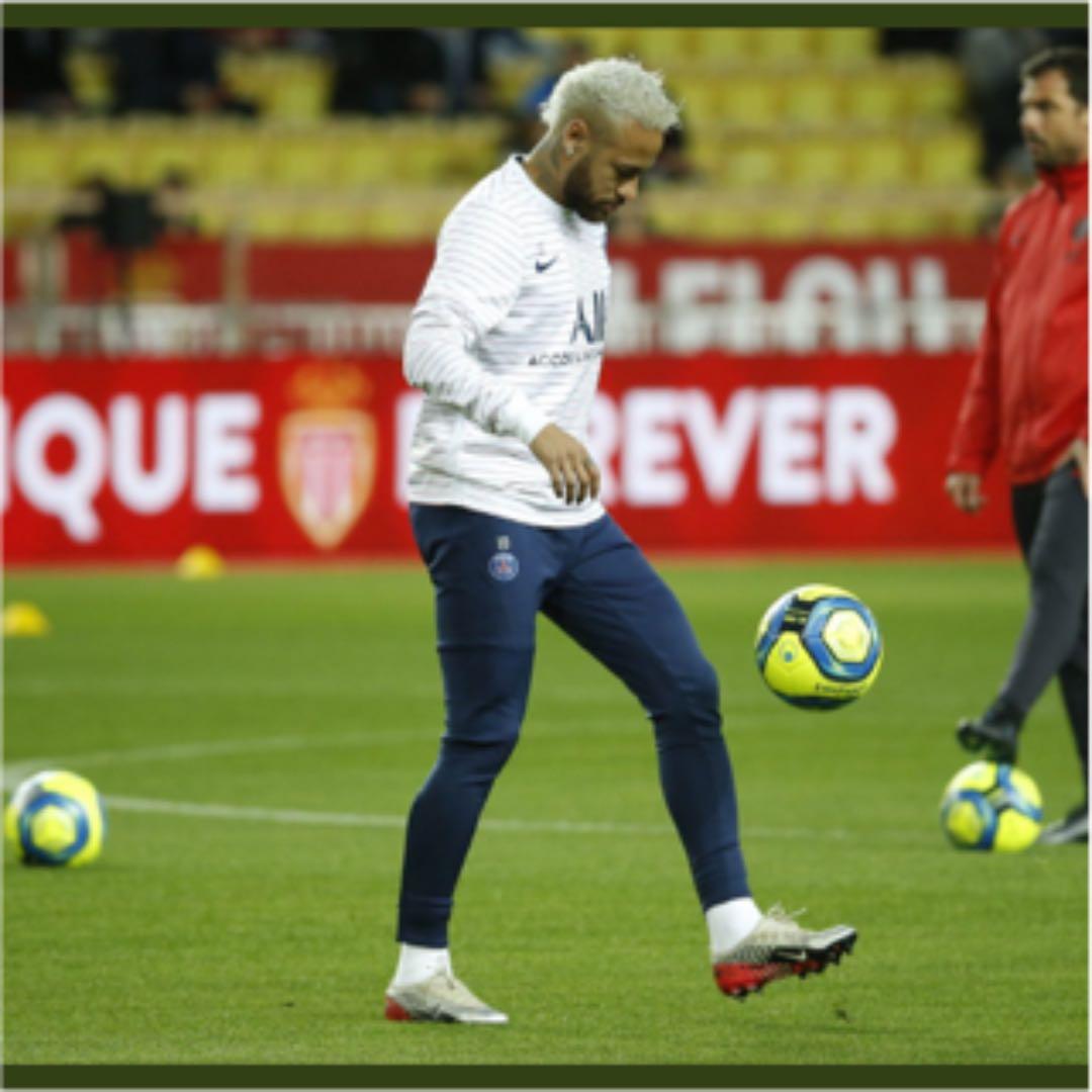 パリサンジェルマン　トレーニング　プレマッチ ユニフォーム