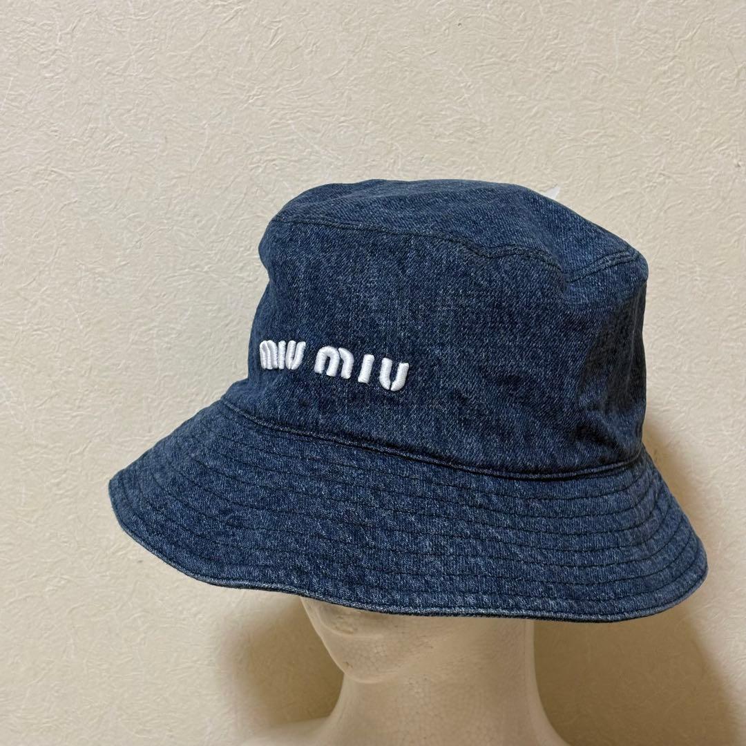 MIU MIU 5HC196 2F3W BLU BIANCO バケットハット