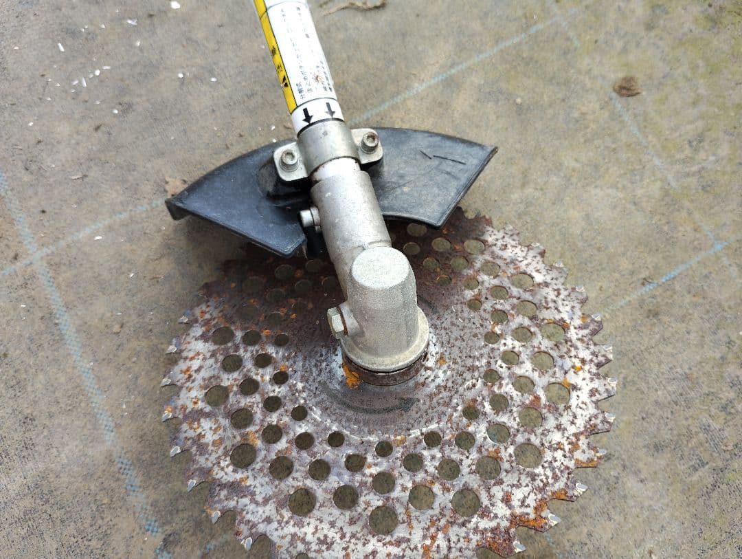 BIGMバッテリー刈り払い機KDC1825Li（中古品)