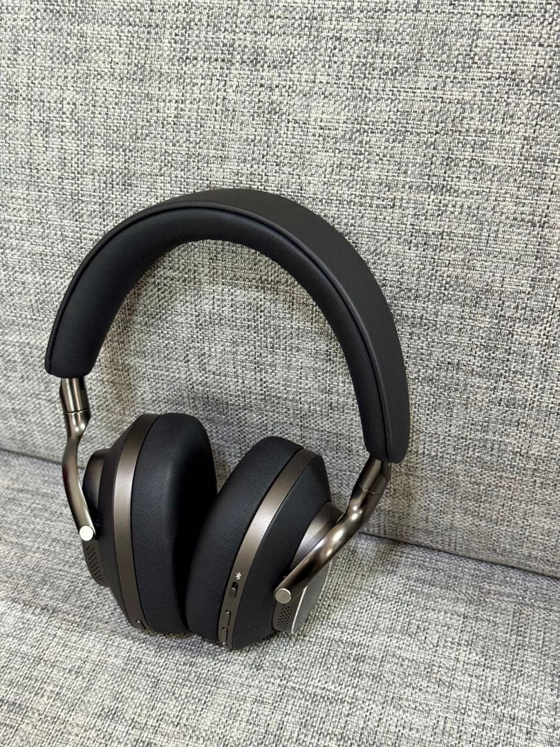 (ほぼ新品)B&W Bowers&Wilkins Px8 ワイヤレス ヘッドホン