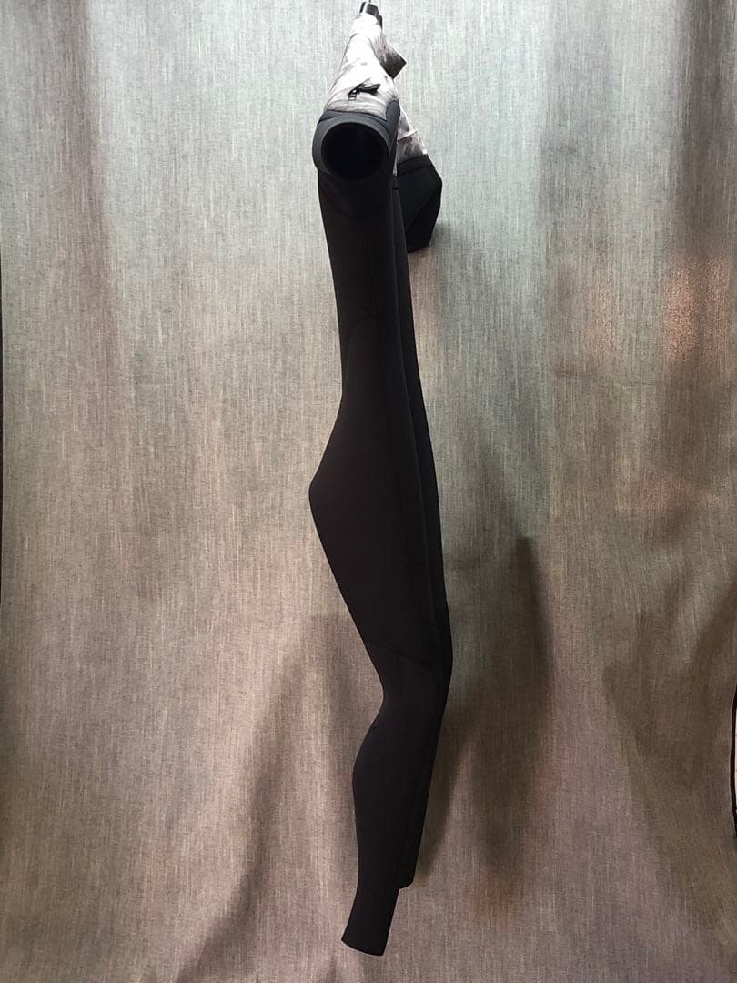 ウェットスーツ MENS MLサイズ 新品未使用