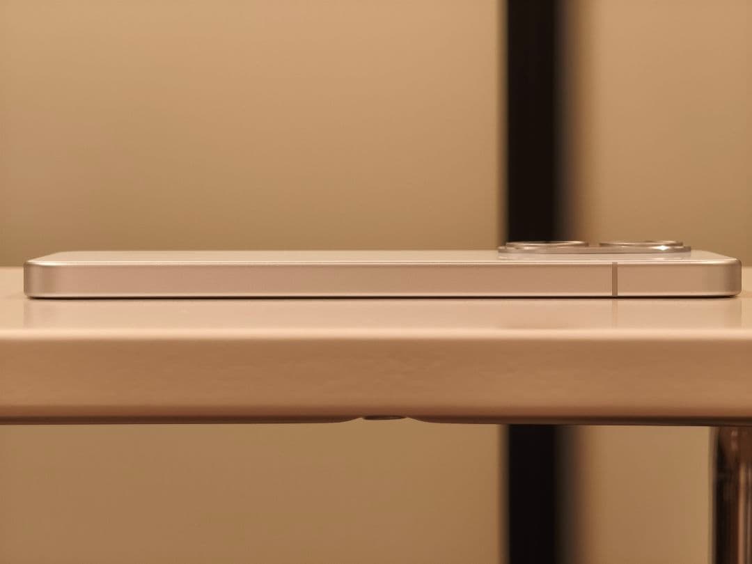 極美品/電池100% Redmi Turbo 4 Pro 12/256 ホワイト