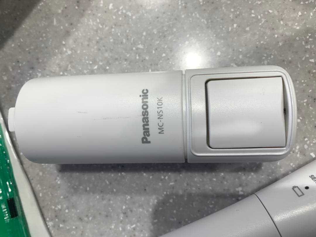 掃除機　クリーンドック　Panasonic セパレートコードレス