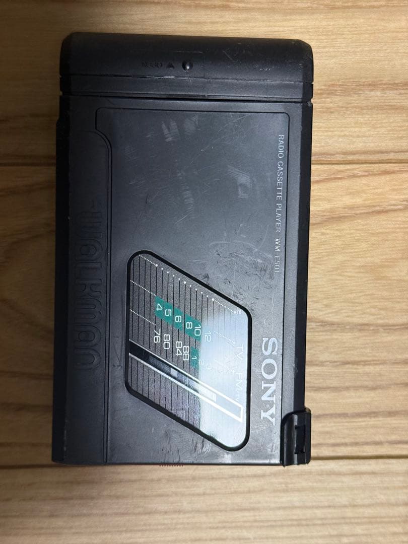 SONY WM-F501 ラジオカセットプレーヤー 赤