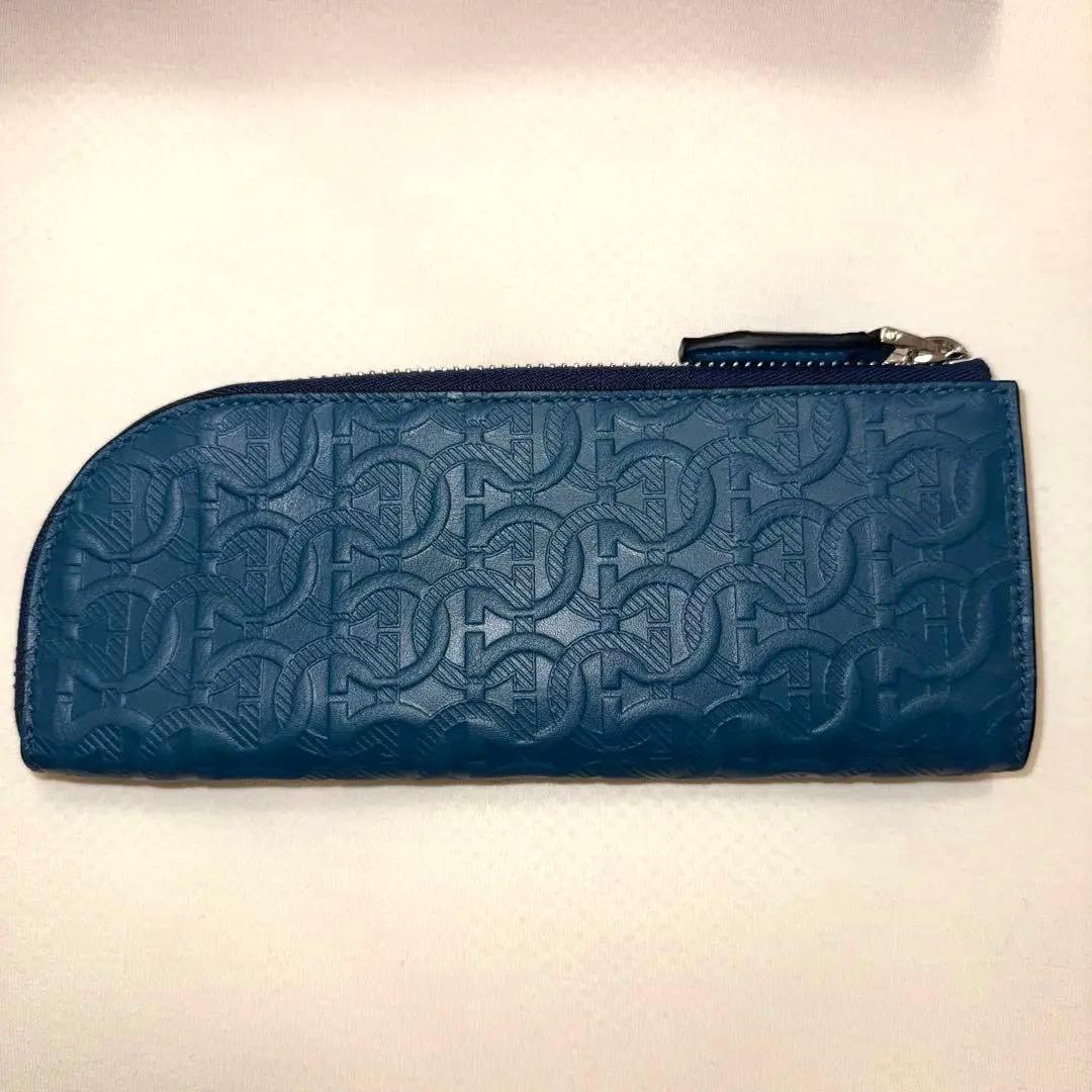 （美品）フェラガモ　ペンケース