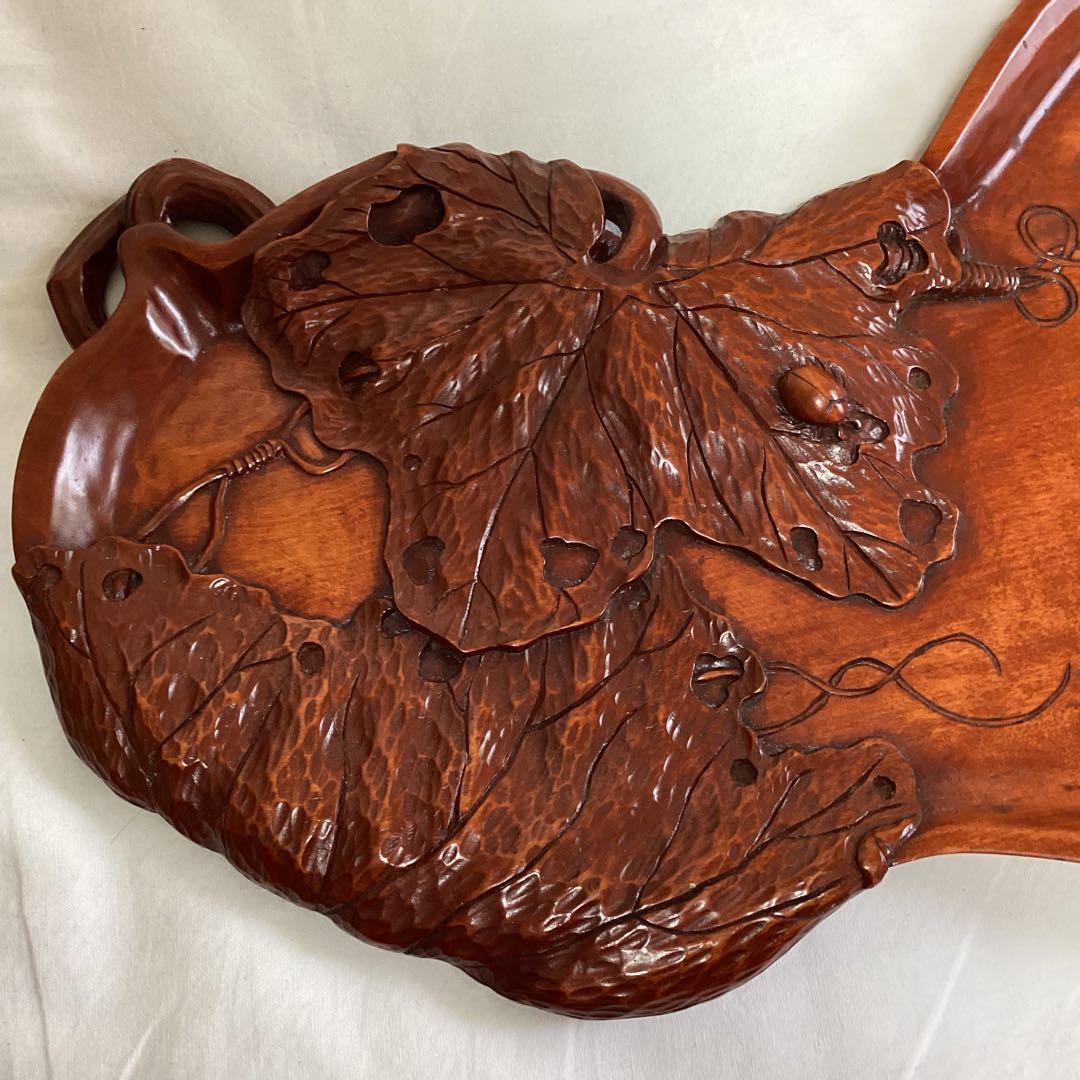 煎茶道大敷盆　④ 瓢型木製敷盆　葉の彫刻