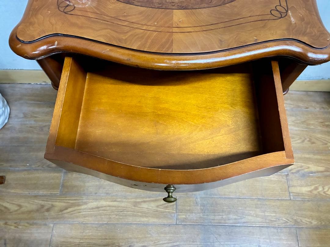 管453☆イタリア製☆アンティーク☆象嵌細工☆3段チェスト