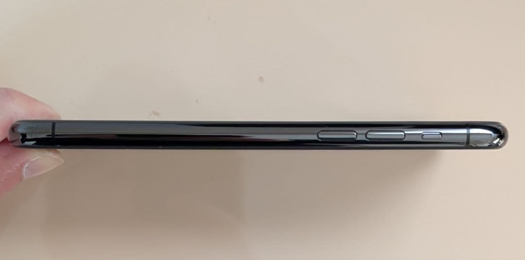 【未使用】iPhone 11 Pro 64GB カメラ無音 FeliCa 香港版