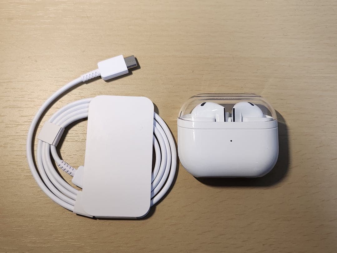 【未使用品】Galaxy buds3 ホワイト ワイヤレスイヤホン