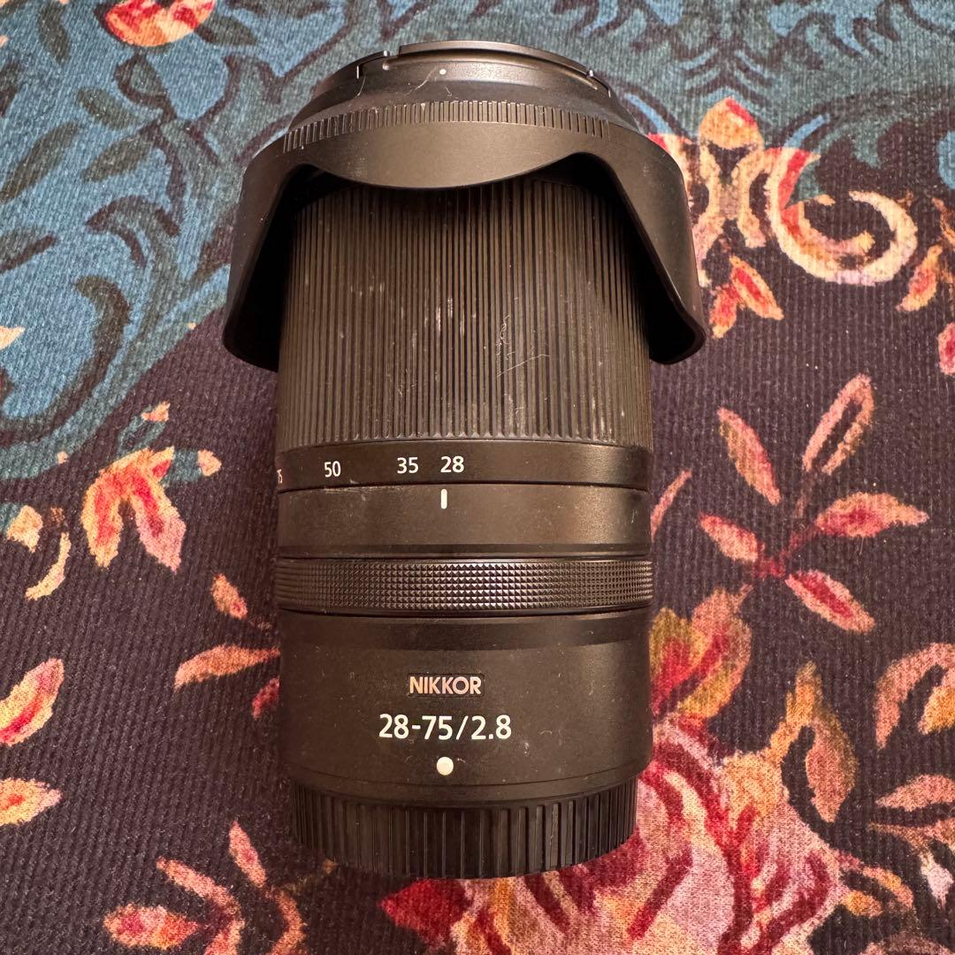 NIKKOR Z 28-75mm f/2.8 Zマウント