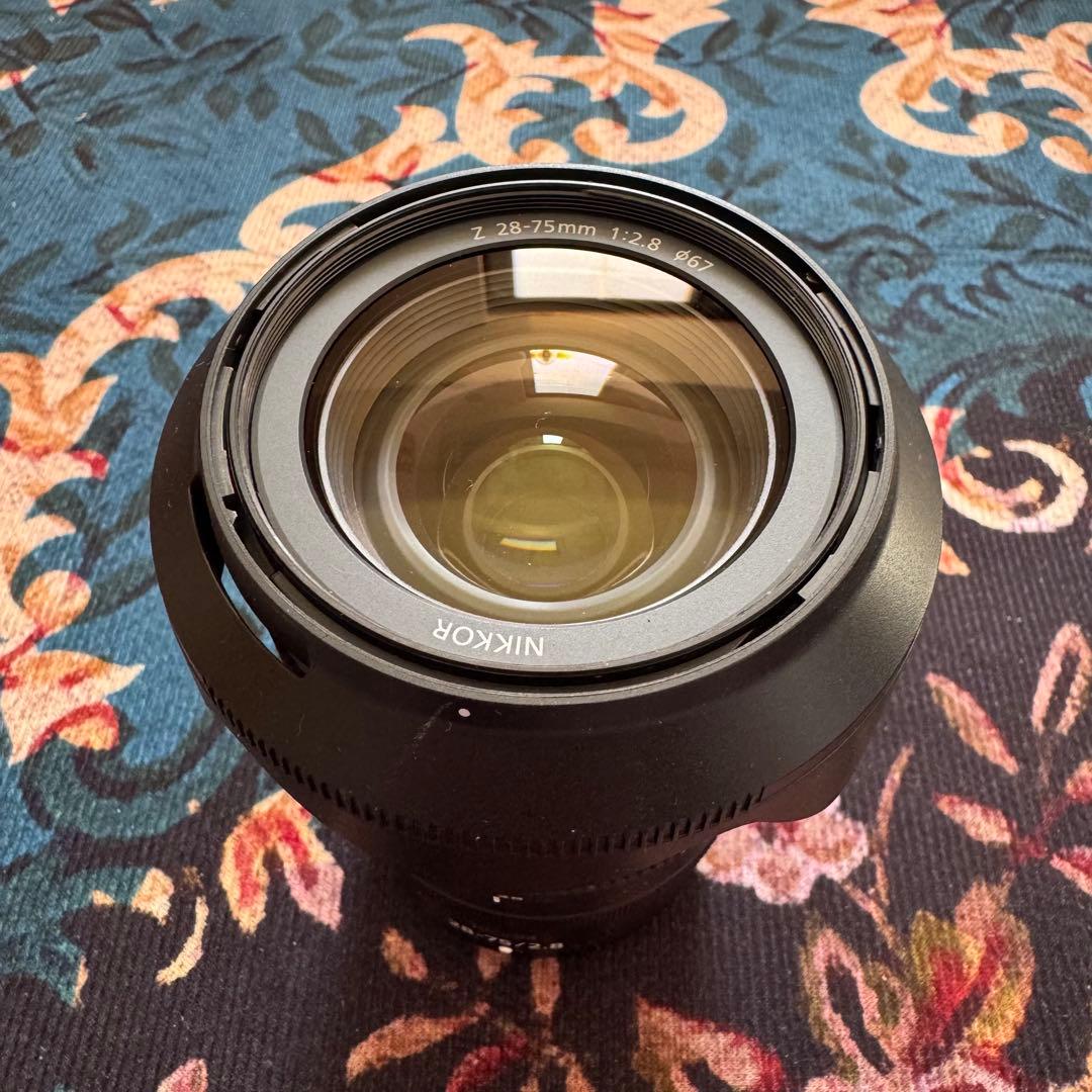 NIKKOR Z 28-75mm f/2.8 Zマウント