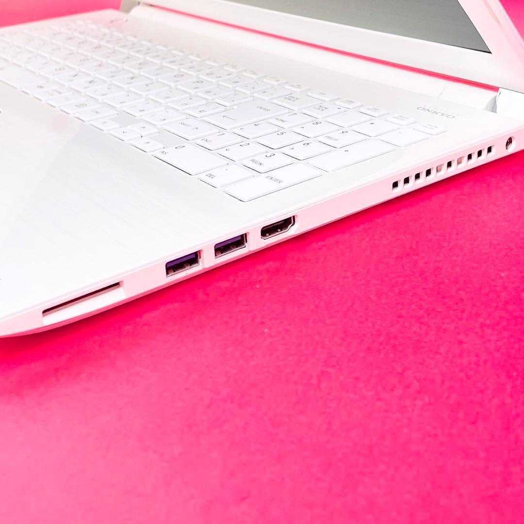 高性能Corei7✨️ブルーレイ✨️大容量1TB薄型ノートパソコン可愛い白カメラ付き