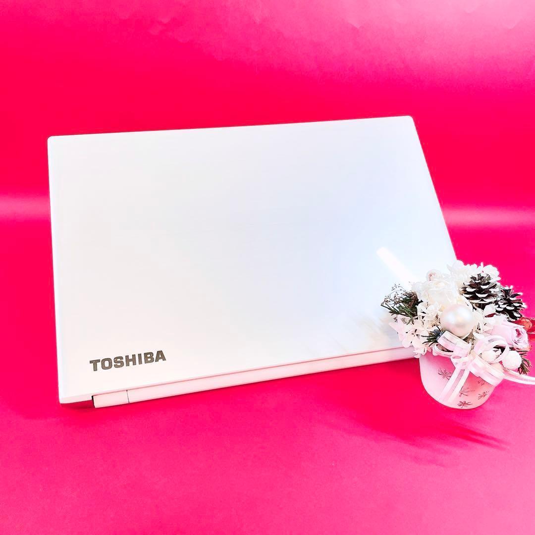 高性能Corei7✨️ブルーレイ✨️大容量1TB薄型ノートパソコン可愛い白カメラ付き