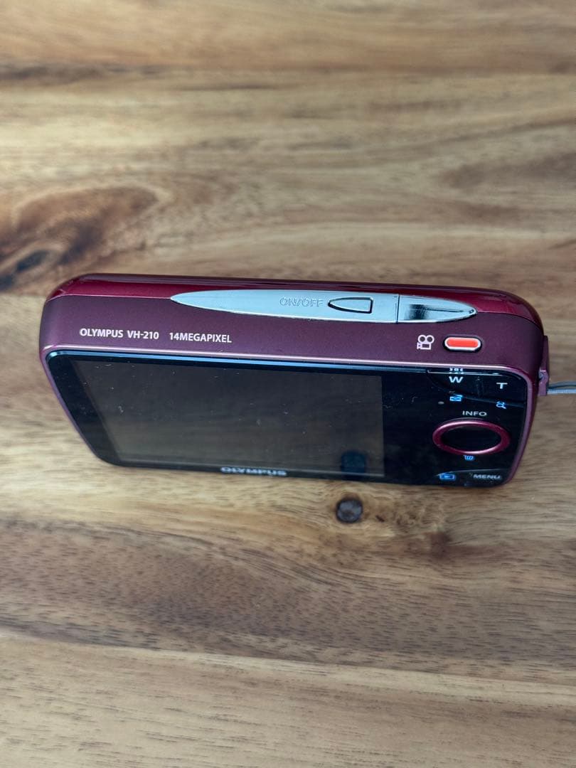オリンパス　デジタルカメラ　OLYMPUS VH-210