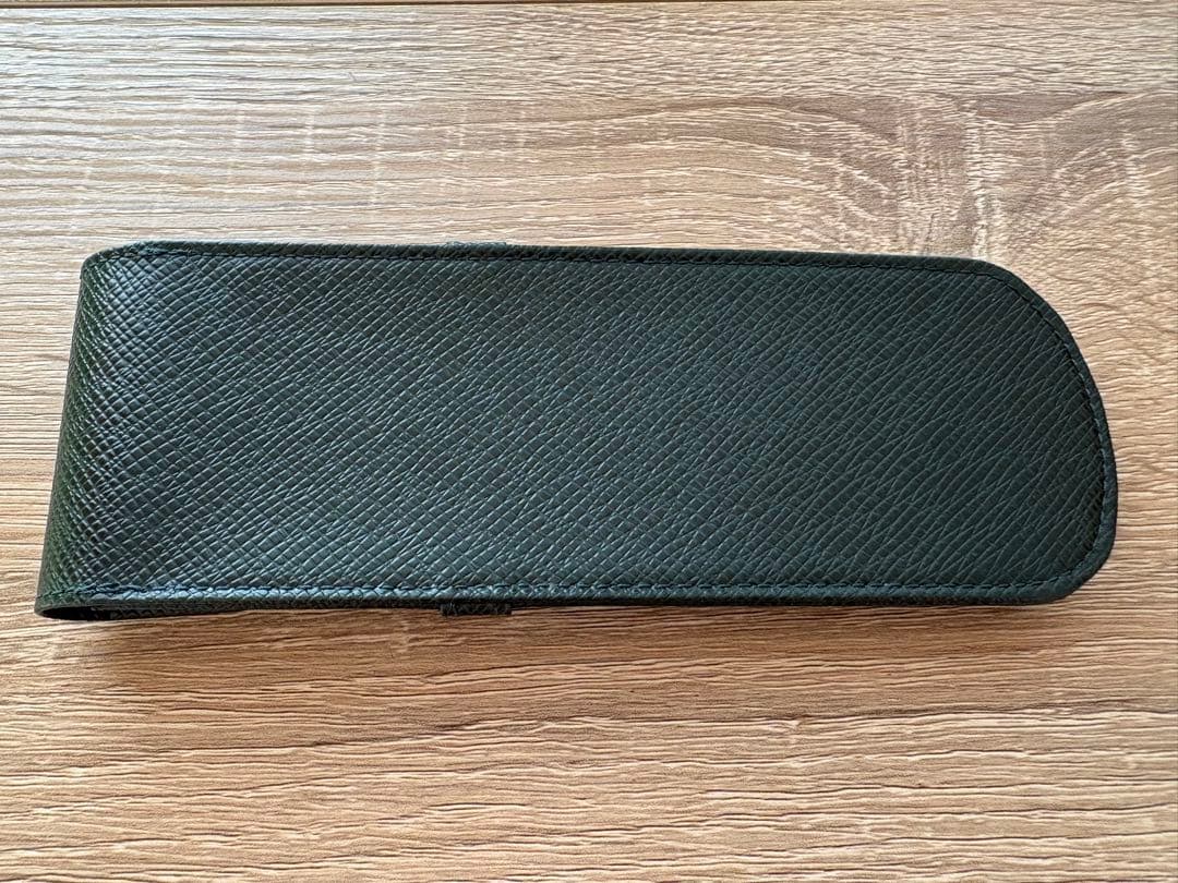 LOUIS VUITTON ✴︎タイガ エテュイスティロ ✴︎ペンケース