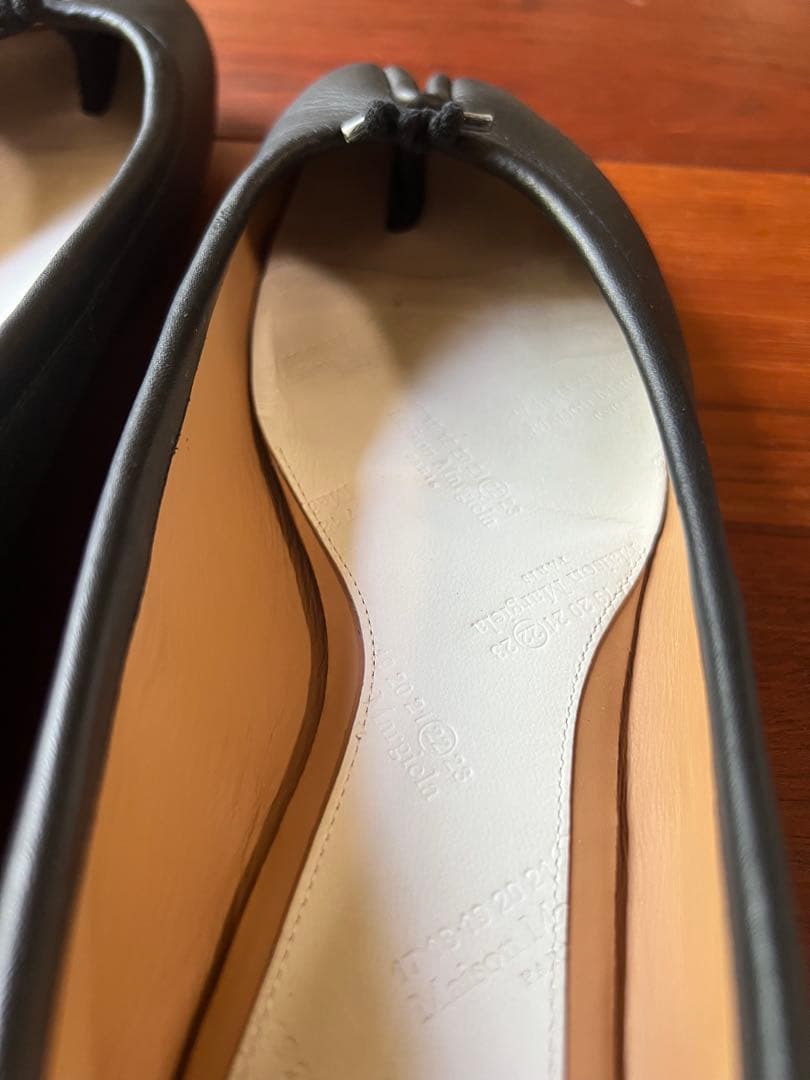 マルジェラ　バレエ　シューズ　36 ブラックレザーフラットシューズ