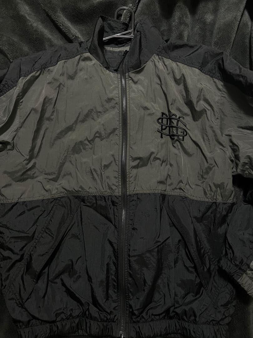 ポークチョップナイロンジャケット ブラック/グレー