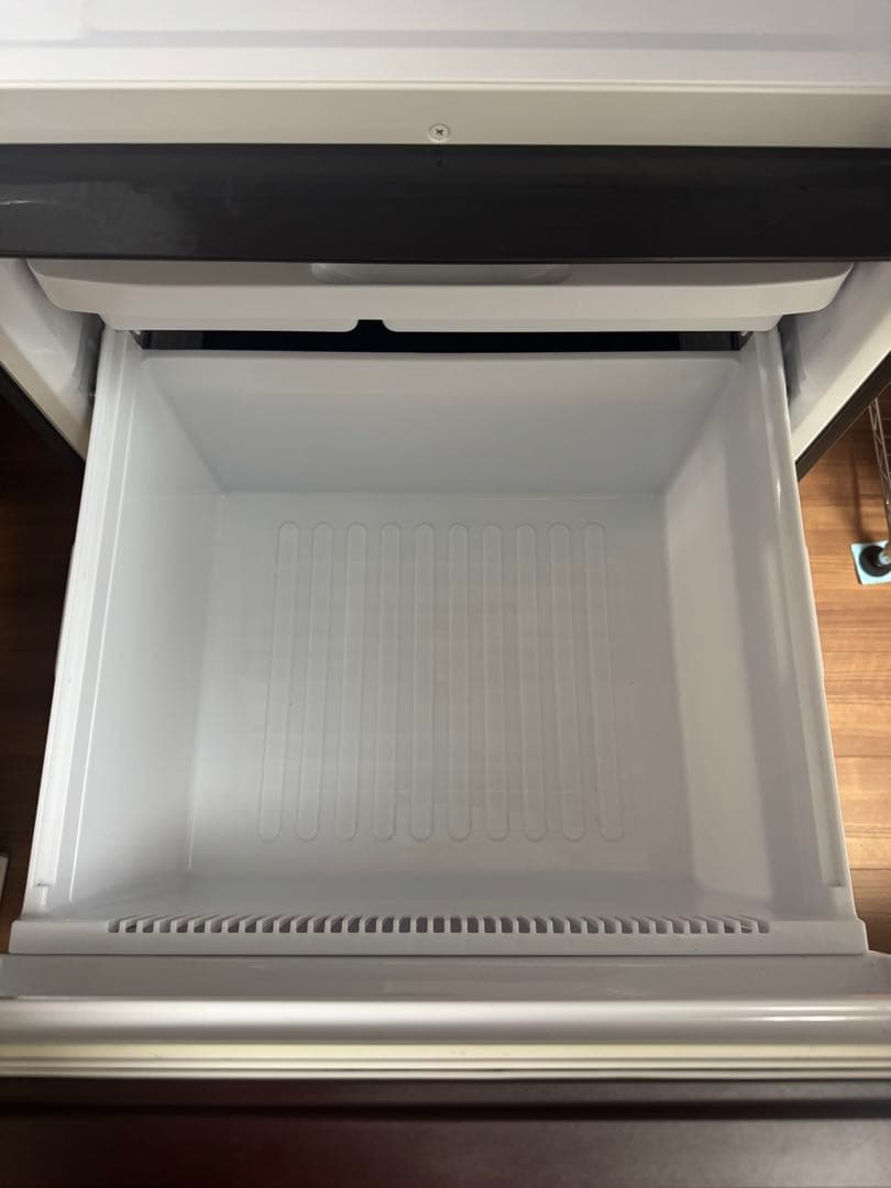 送料無料！2018年356L シャープ 3ドア冷凍冷蔵庫 SJ-GW36D-R