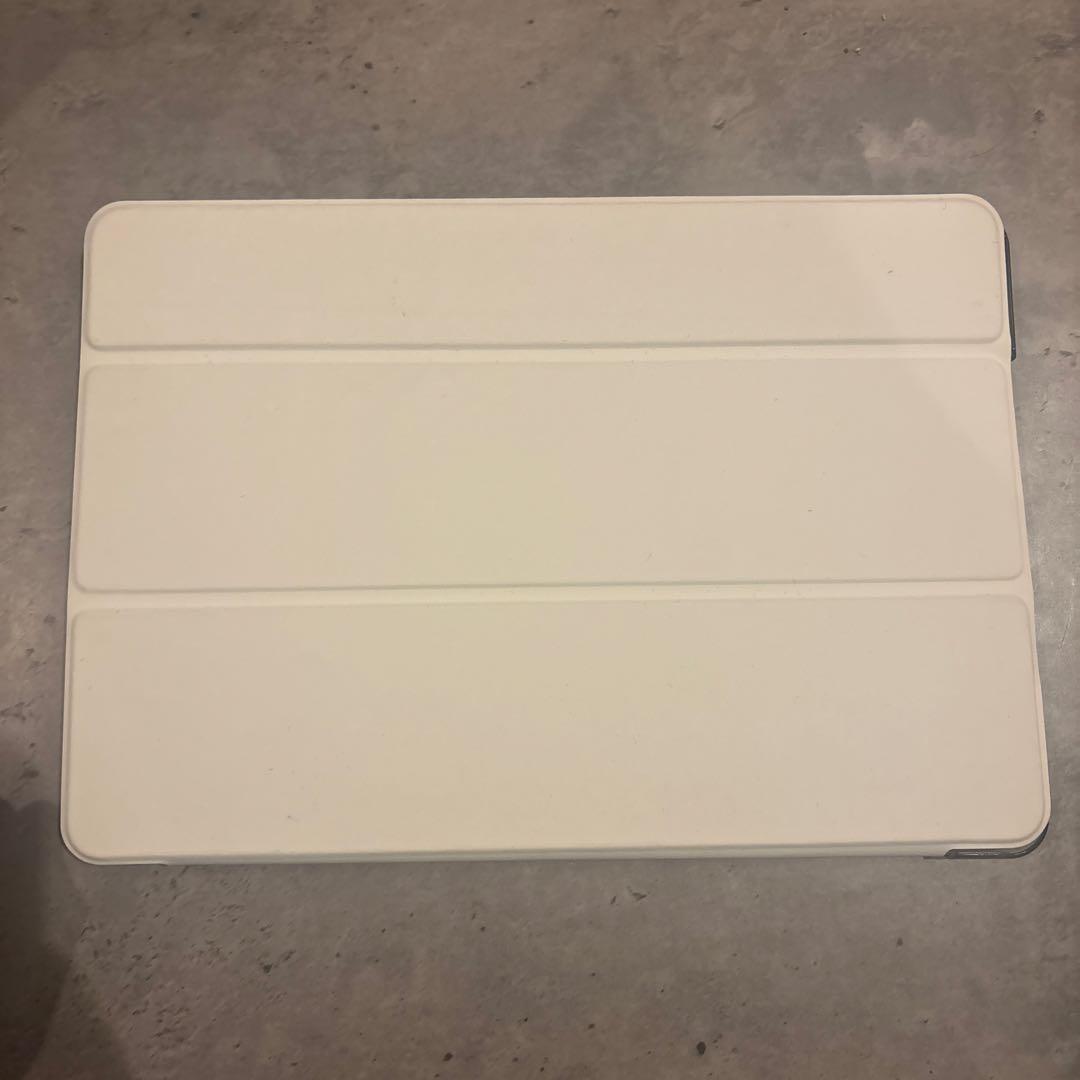 Apple iPad 8世代 スペースグレー