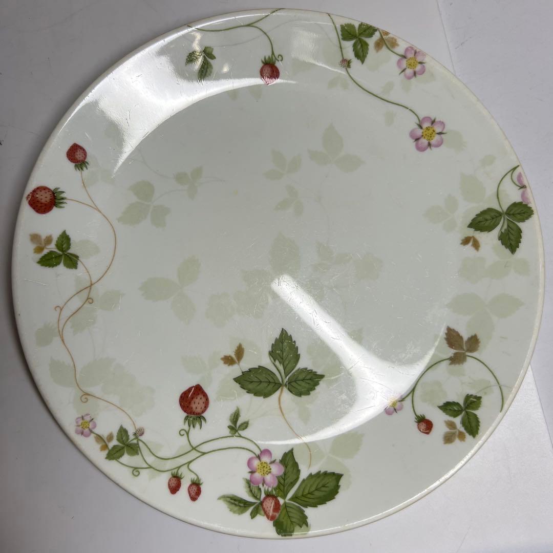 ウエッジウッド　ワイルドストロベリー　カップ&ソーサ、プレートセット