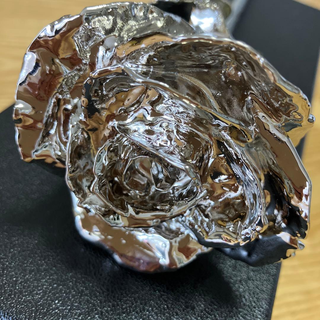 プラチナローズ・バラ